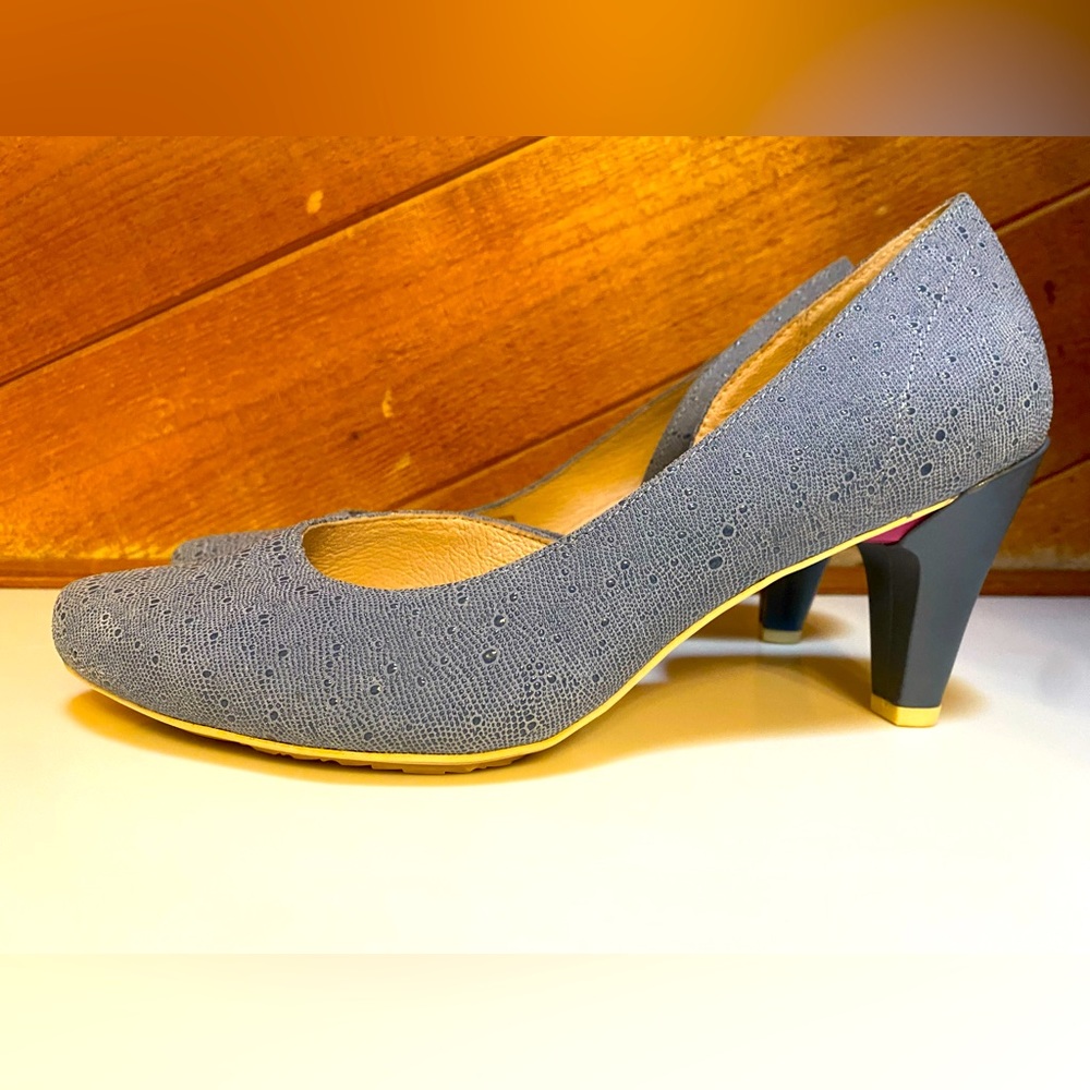 Tsubo blue heels sz 10